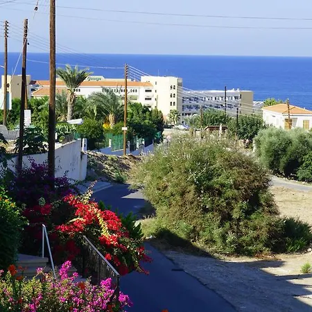 Sea & Mountain Panoramic 5 * Paphos